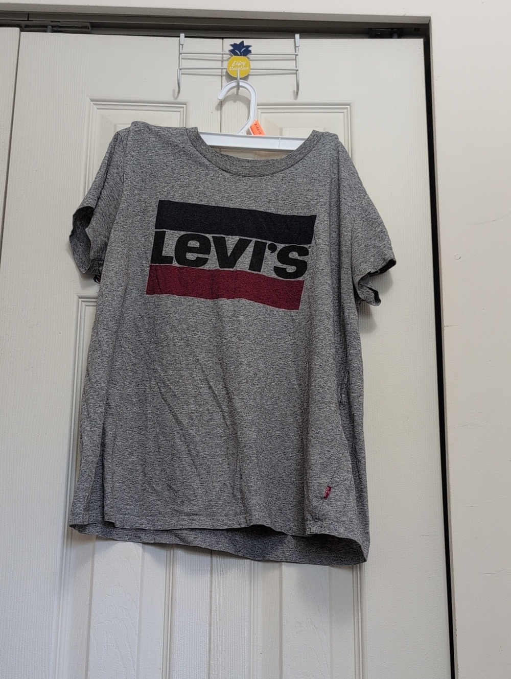 Levi's Gray Logo Tee - Gray with Black & Burgundy Accent